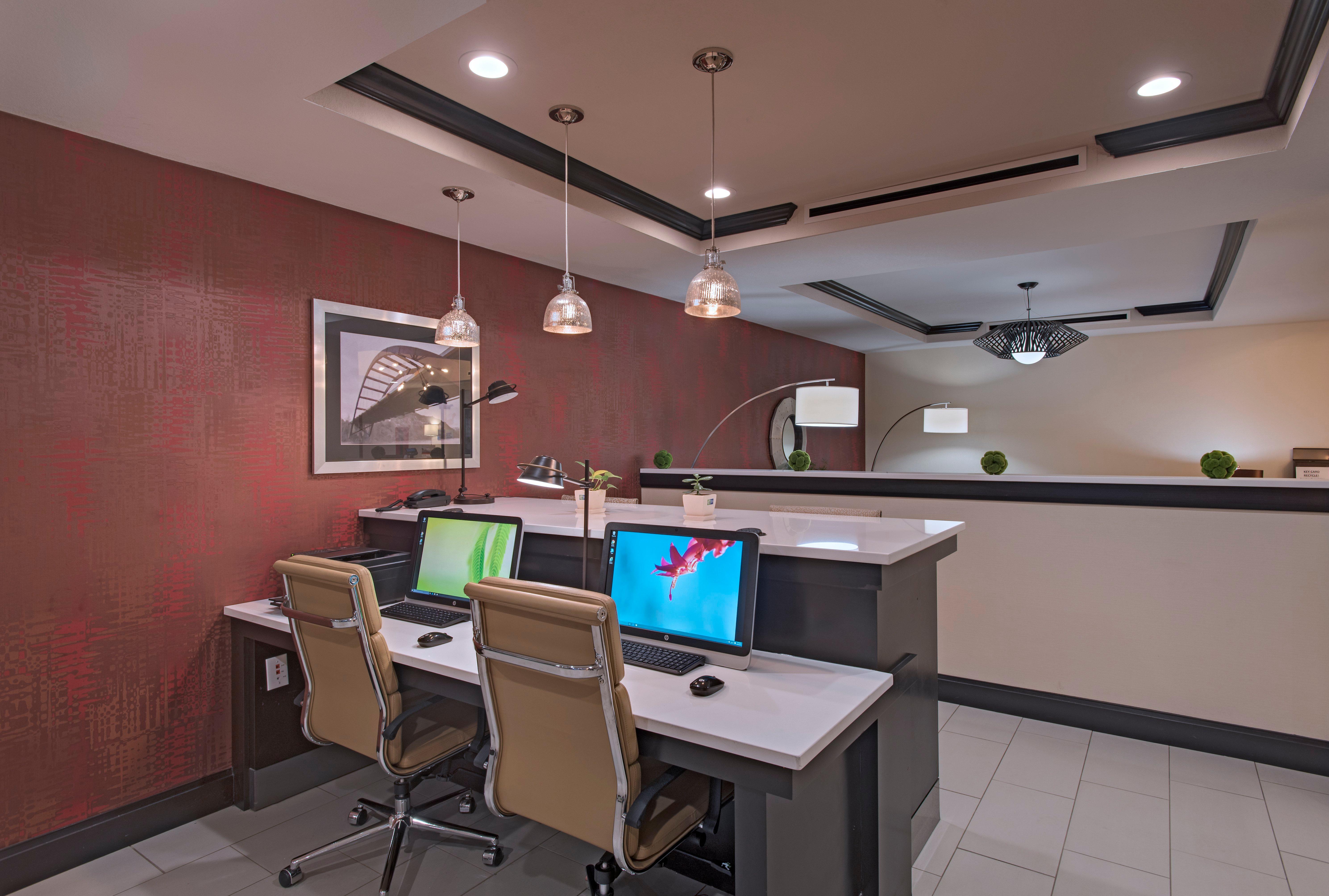 Holiday Inn Express & Suites Austin Nw - Four Points By Ihg Bagian luar foto