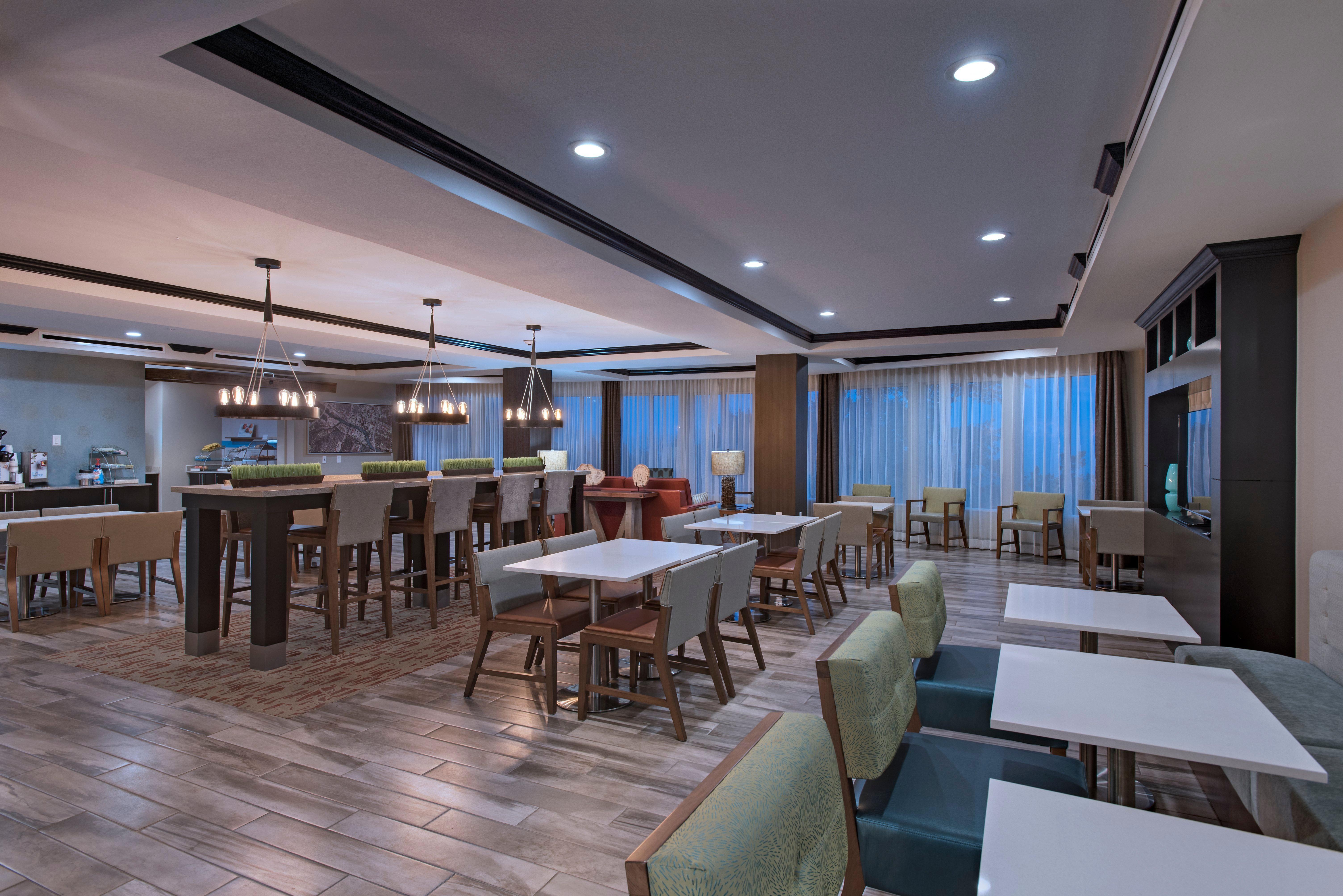 Holiday Inn Express & Suites Austin Nw - Four Points By Ihg Bagian luar foto